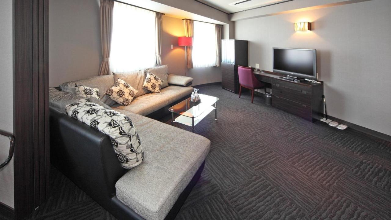 โฮเต็ล ซันพลาซ่า อิน ซาไก แอนเน็กส์ Hotel ซาคาอิ ภายนอก รูปภาพ