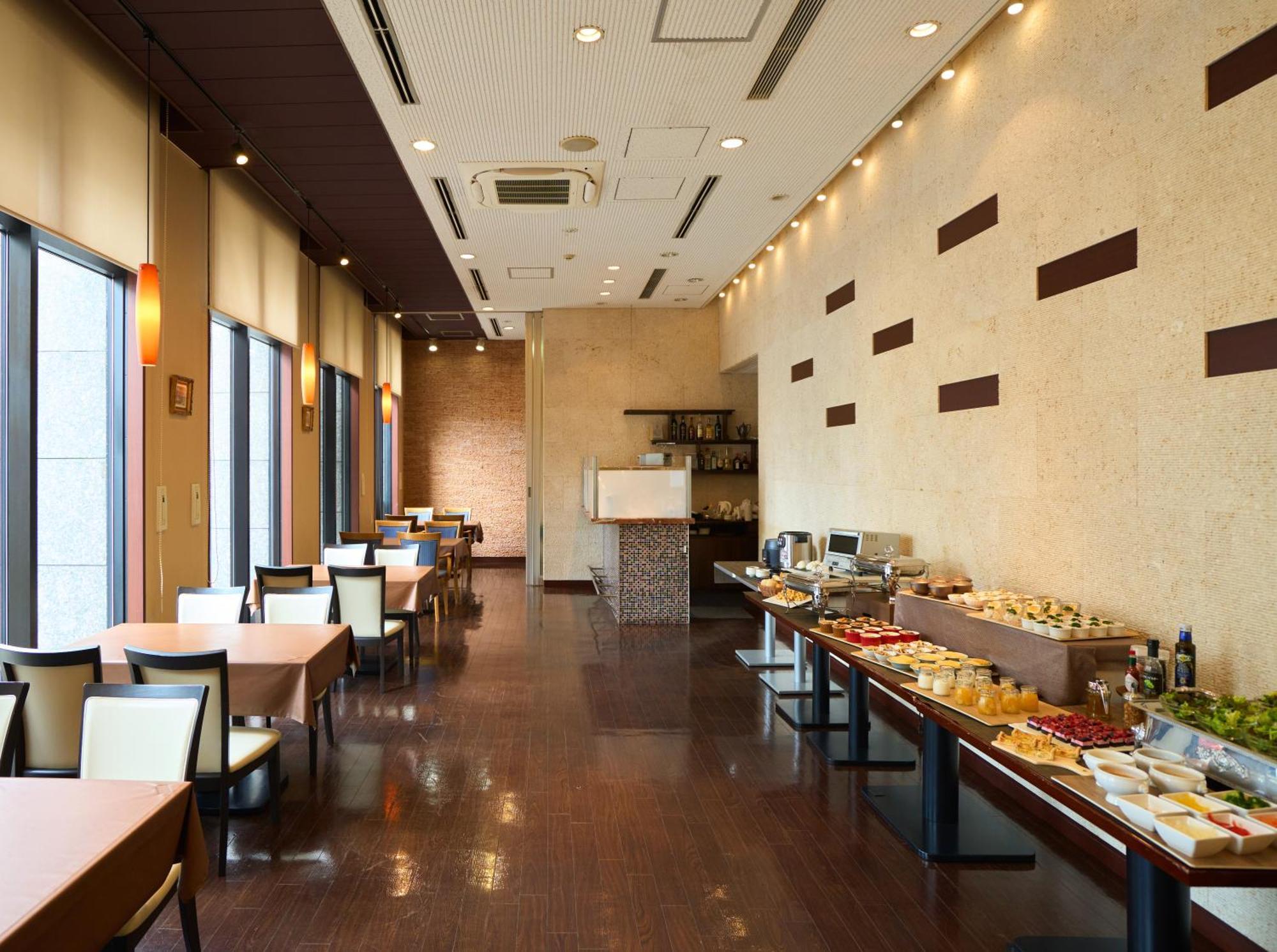 โฮเต็ล ซันพลาซ่า อิน ซาไก แอนเน็กส์ Hotel ซาคาอิ ภายนอก รูปภาพ
